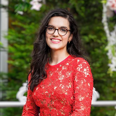 This is a profile image of Arzu